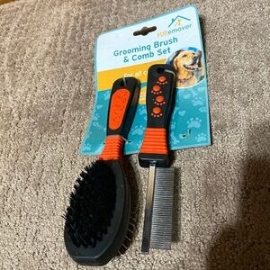 3/$20 Grooming Brush & Comb Set